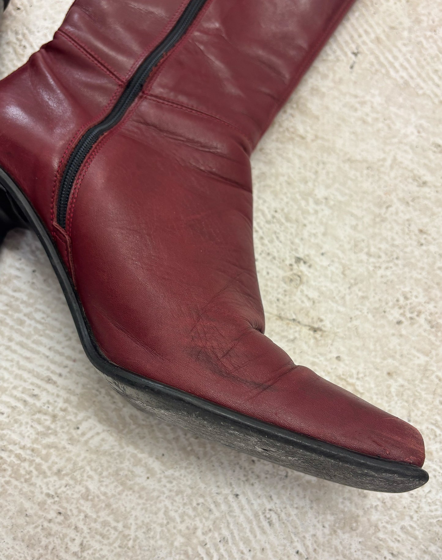 Vintage 90's deep red square toe boots