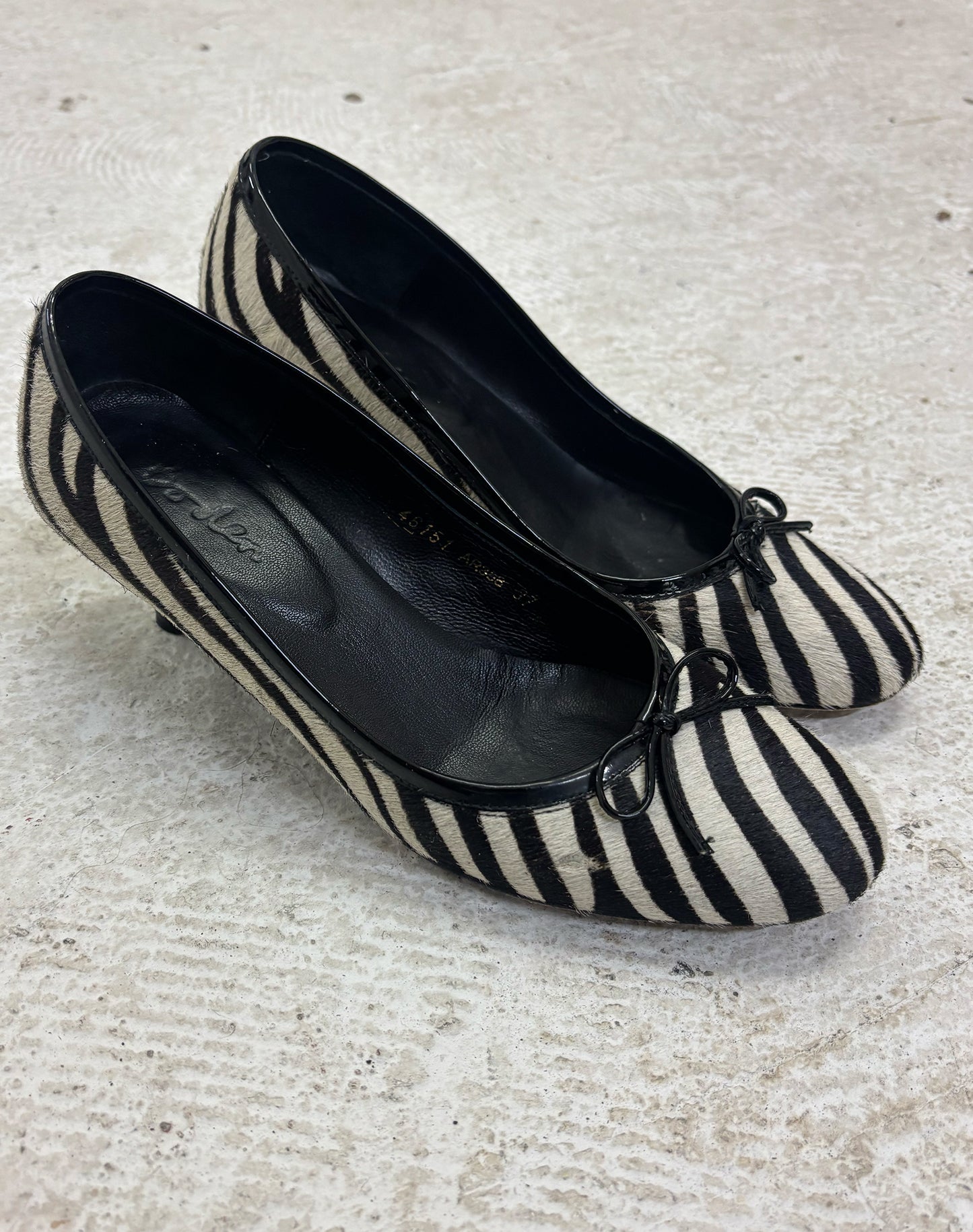 Vintage Zebra print kitten heels