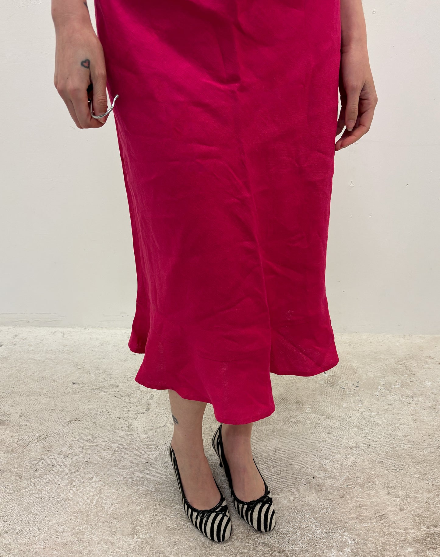 Vintage pink midi skirt