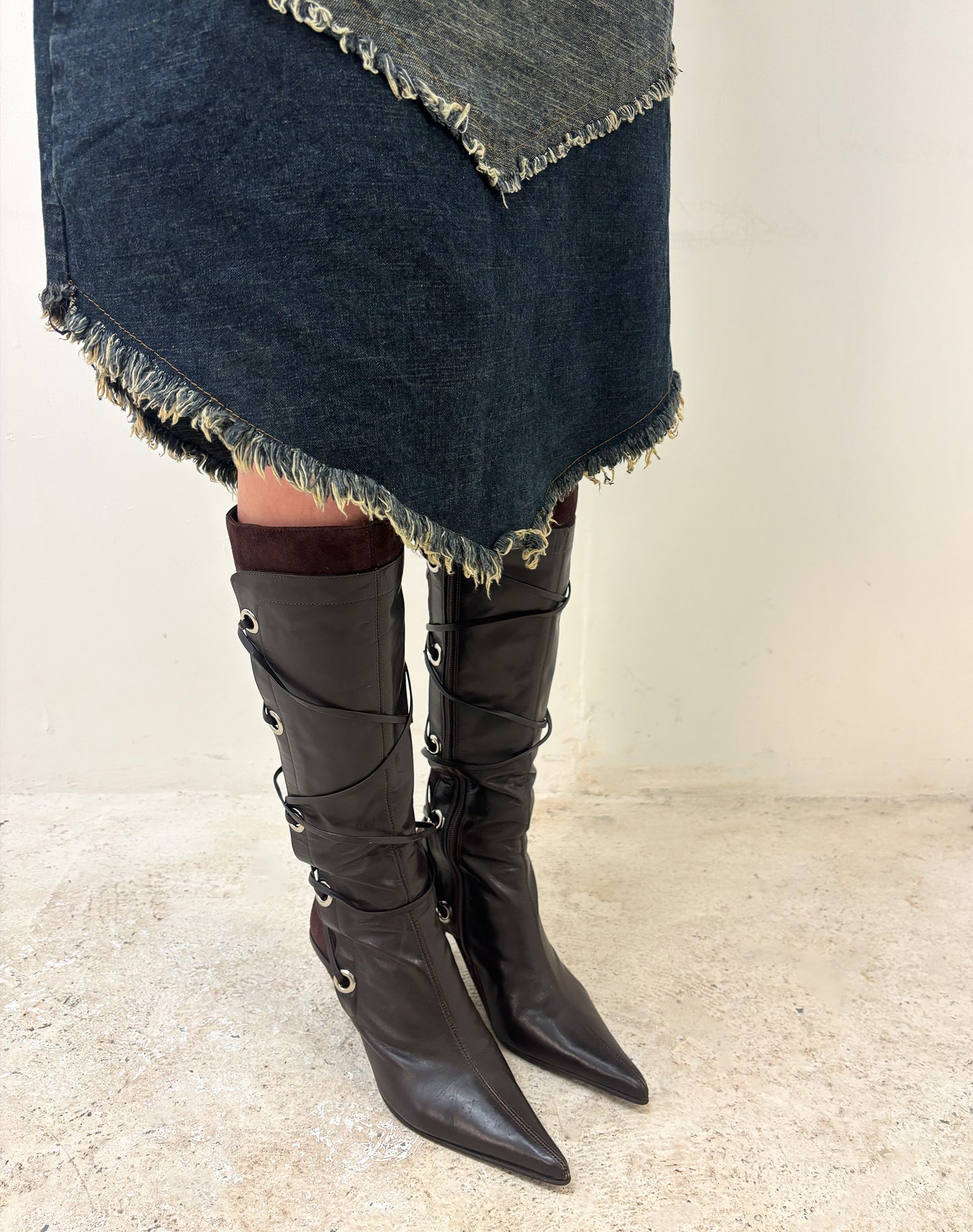 Vintage 00's brown boots