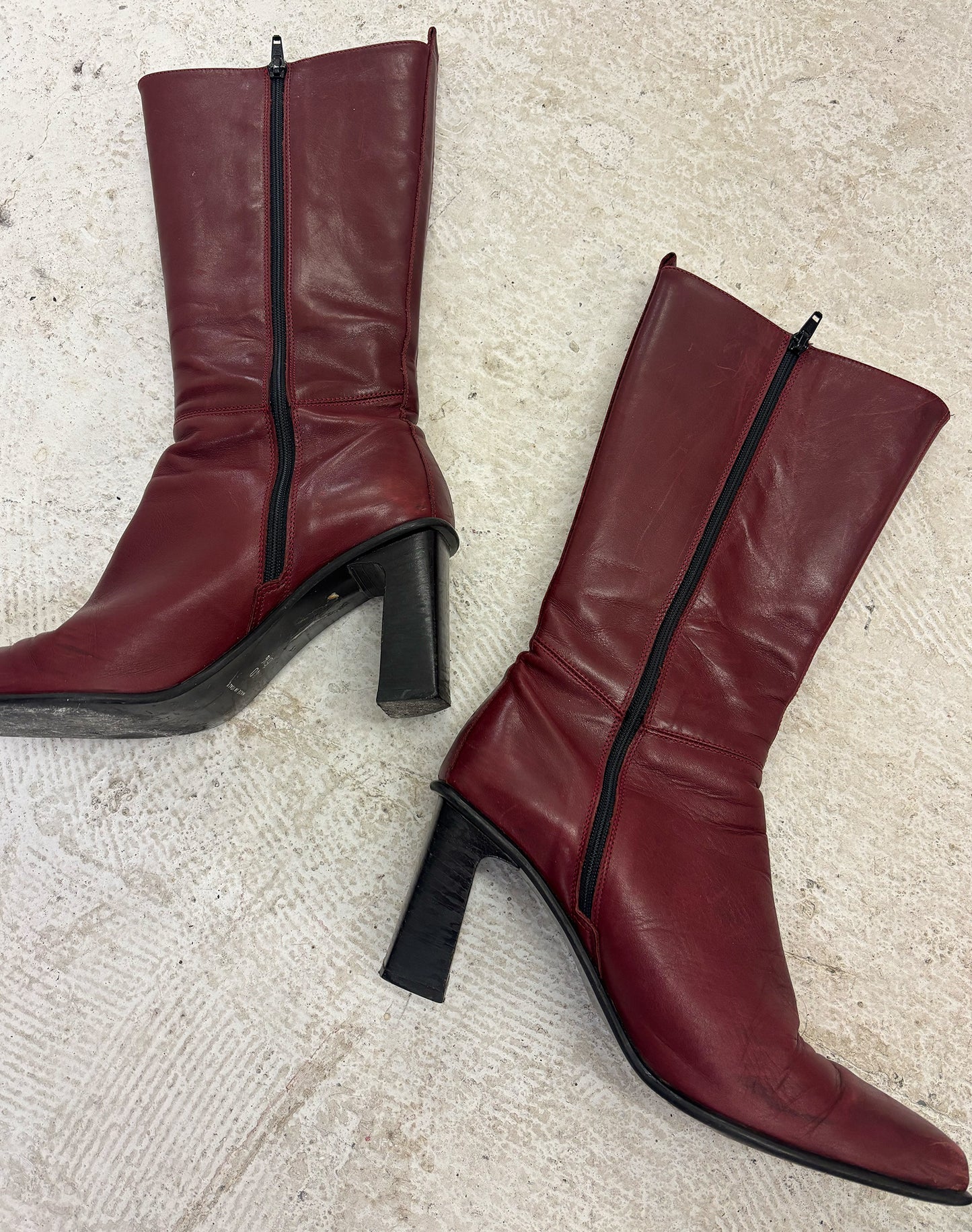 Vintage 90's deep red square toe boots