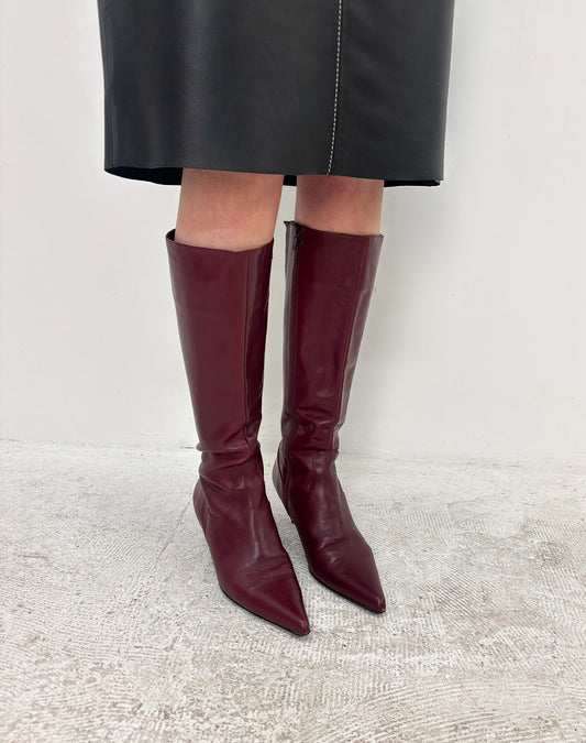 Vintage 90's red pointed boots