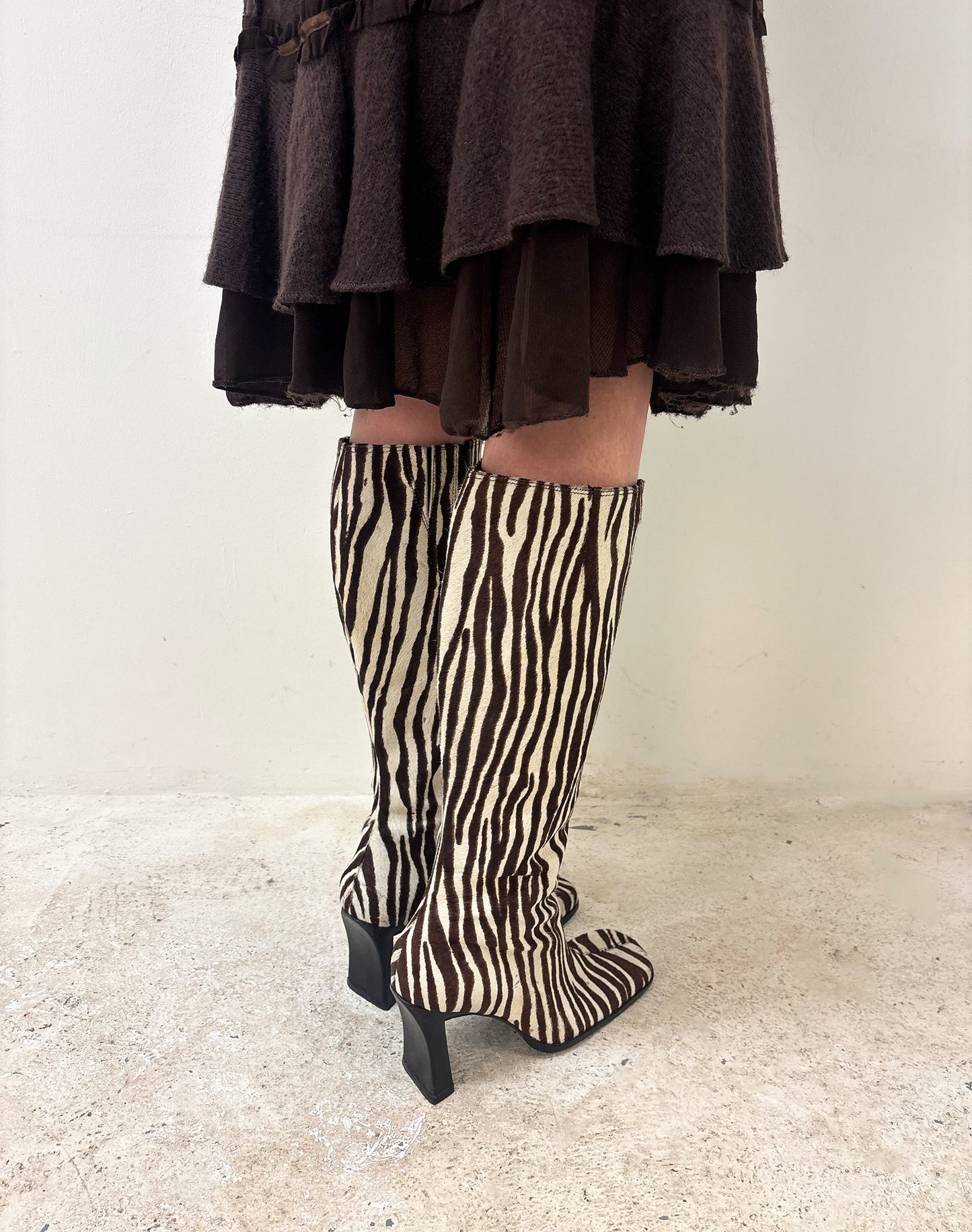 Vintage 90's brown zebra boots