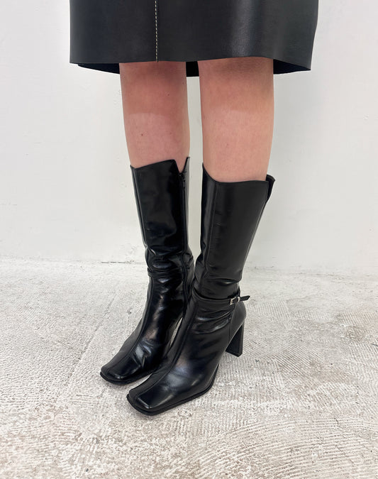 Vintage 90's black boots