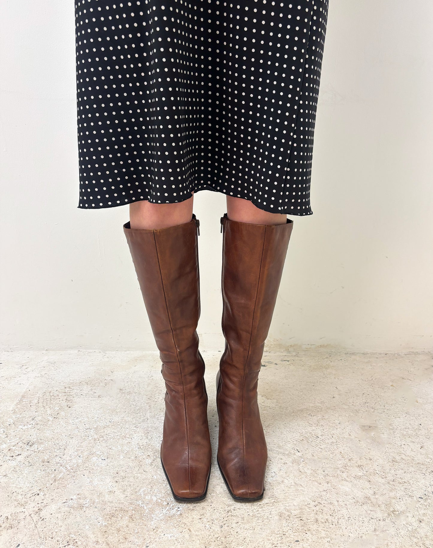 Vintage 90's brown boots