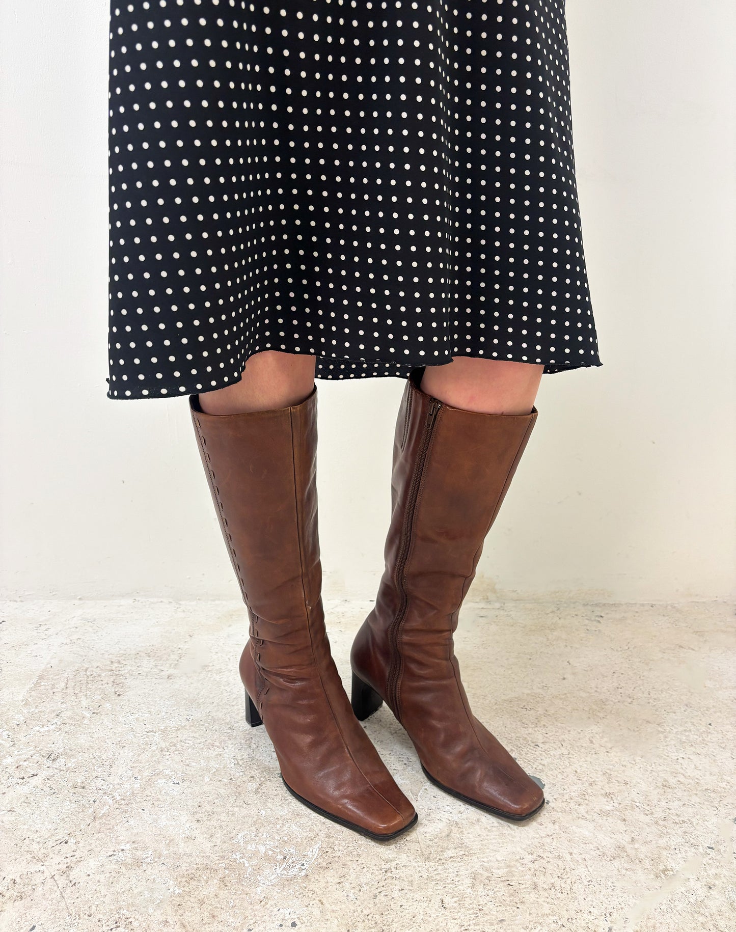 Vintage 90's brown boots
