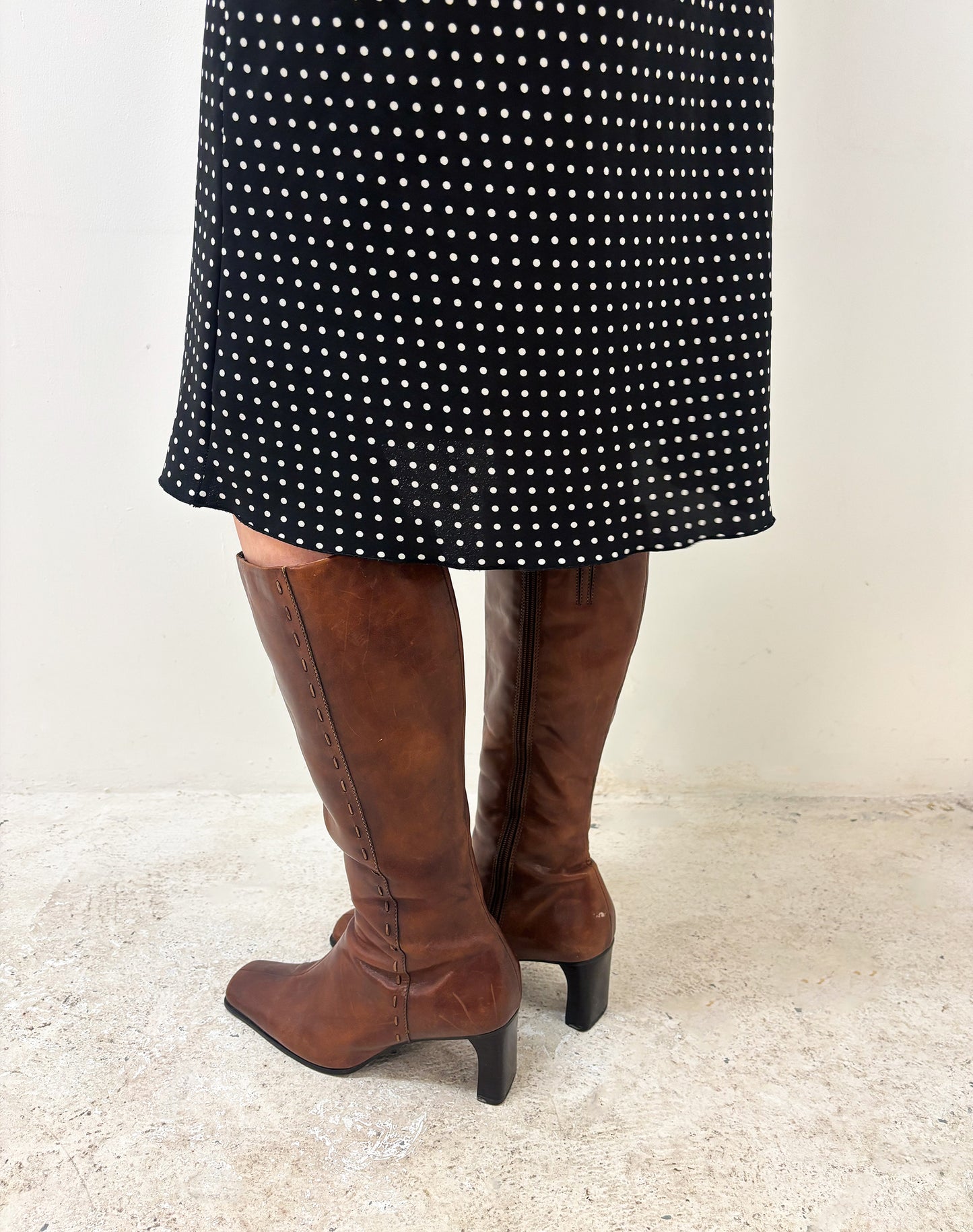 Vintage 90's brown boots