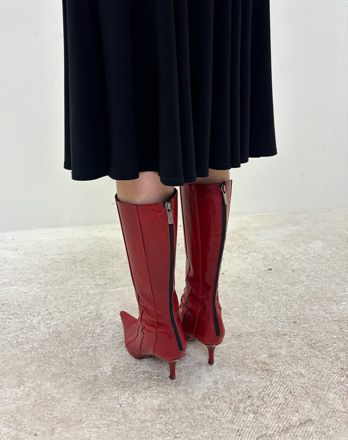 Vintage 90's red pointed boots