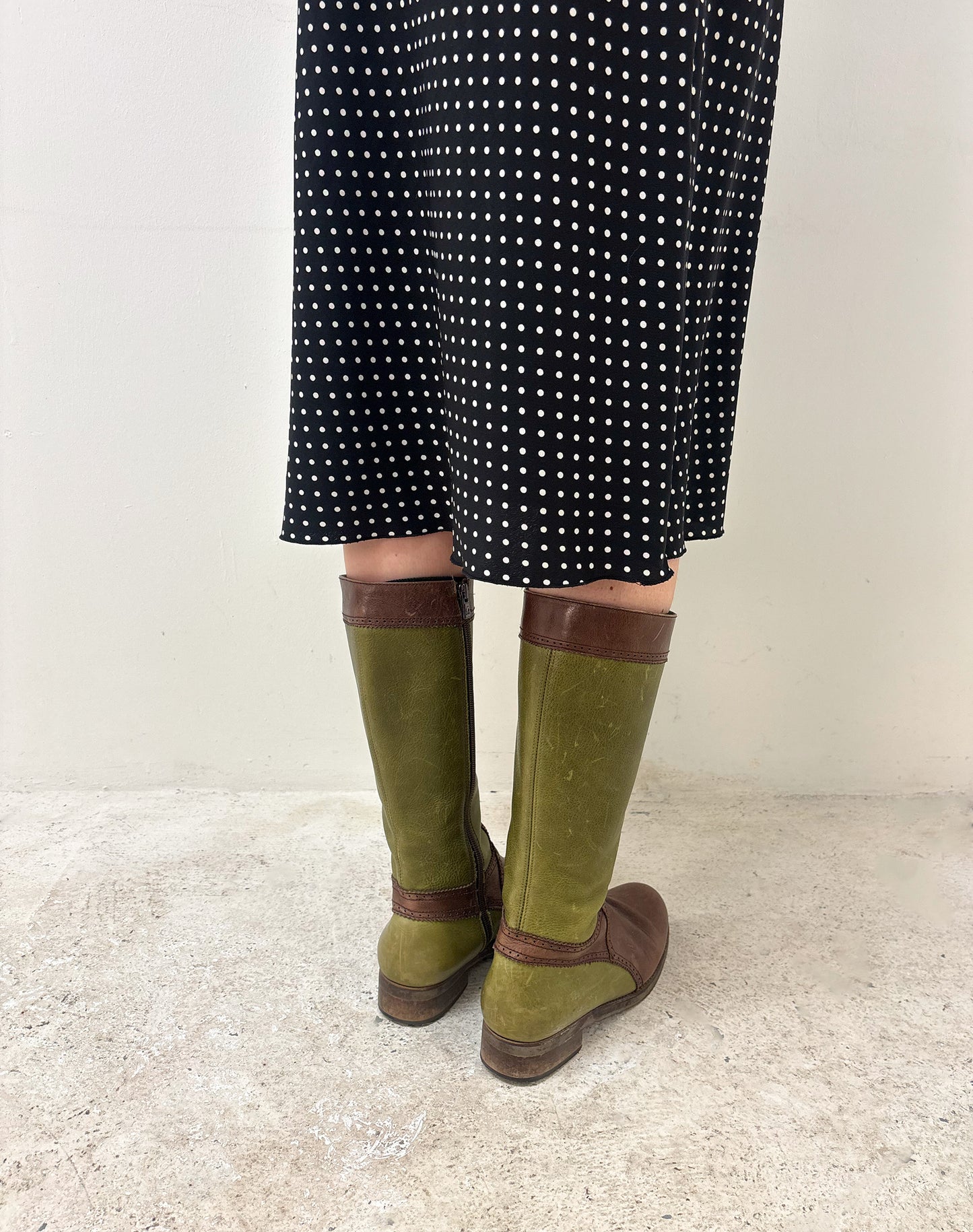 Vintage 90's brown and green boots