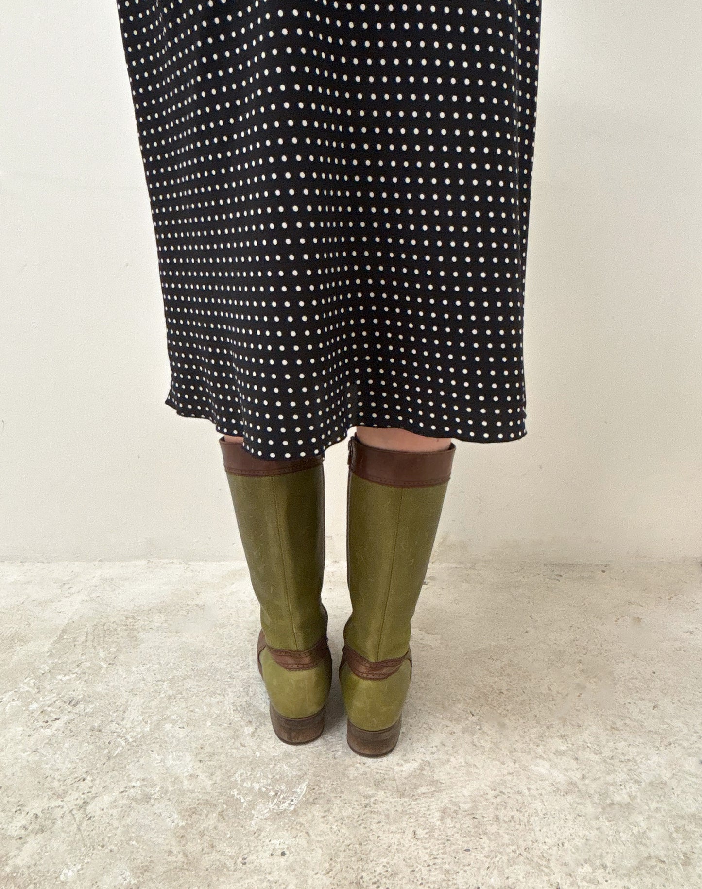 Vintage 90's brown and green boots