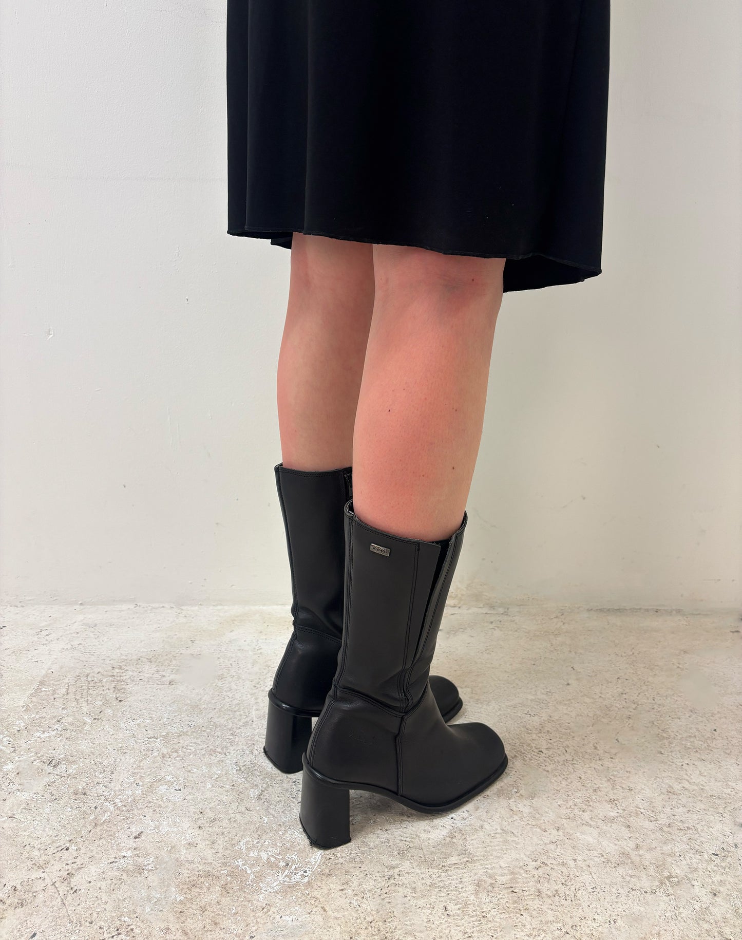 Vintage 90's black leather boots