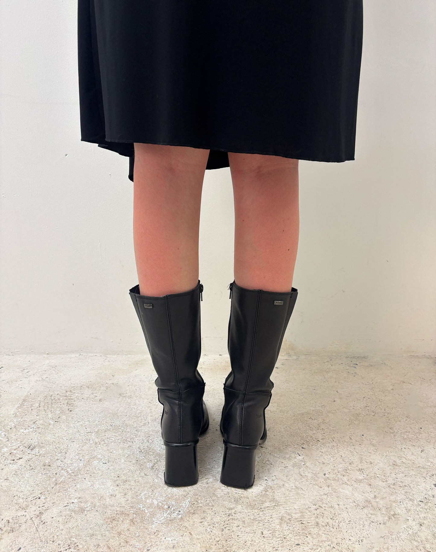 Vintage 90's black leather boots