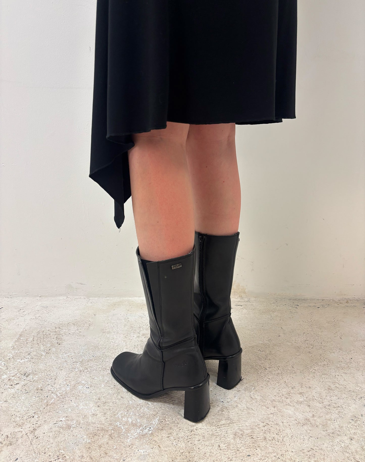 Vintage 90's black leather boots