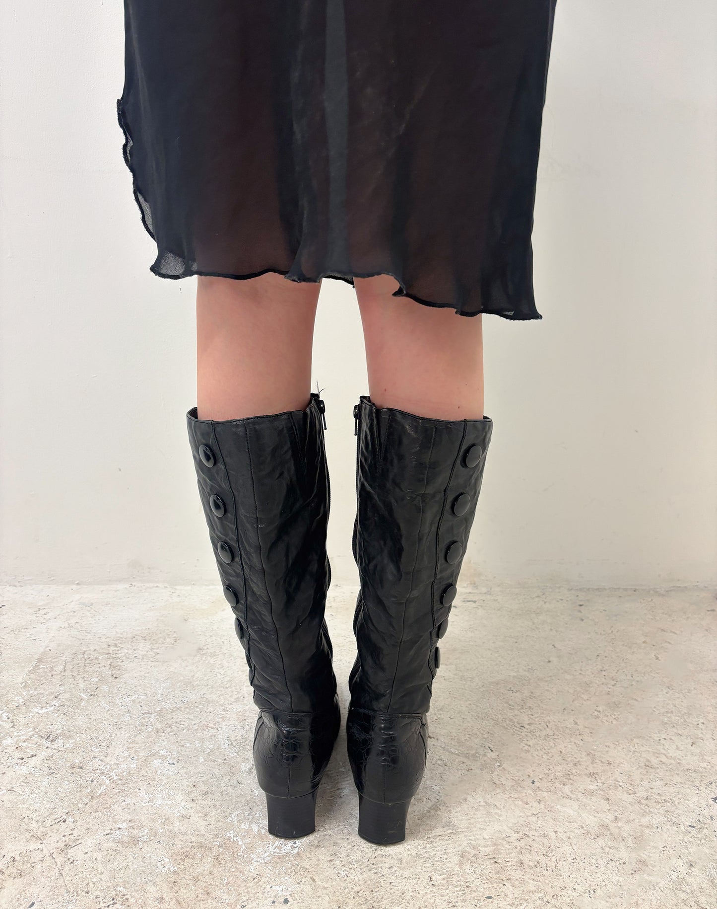 Vintage 90's black button boots