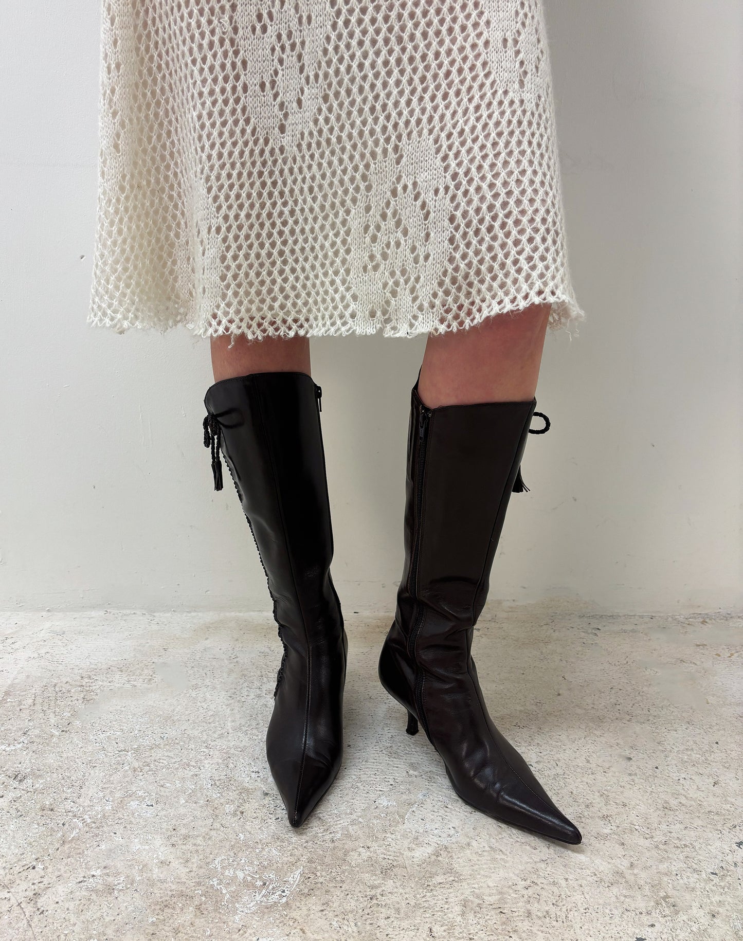 Vintage 00's brown bow boots